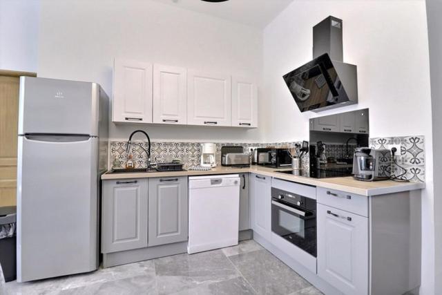 Les Appartements Fenelon Le Cateau-Cambresis Экстерьер фото