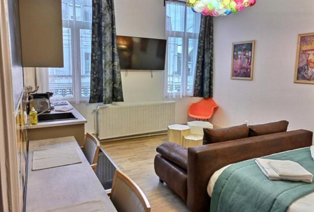 Les Appartements Fenelon Le Cateau-Cambresis Экстерьер фото