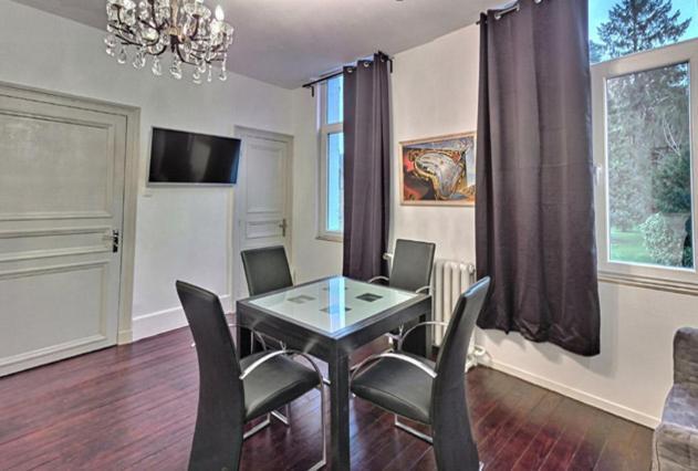 Les Appartements Fenelon Le Cateau-Cambresis Экстерьер фото