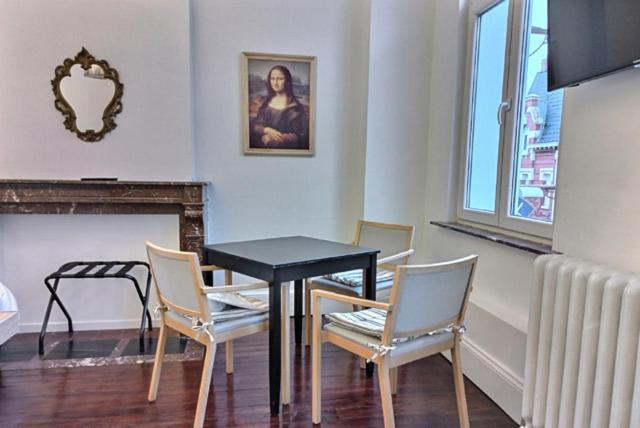 Les Appartements Fenelon Le Cateau-Cambresis Экстерьер фото